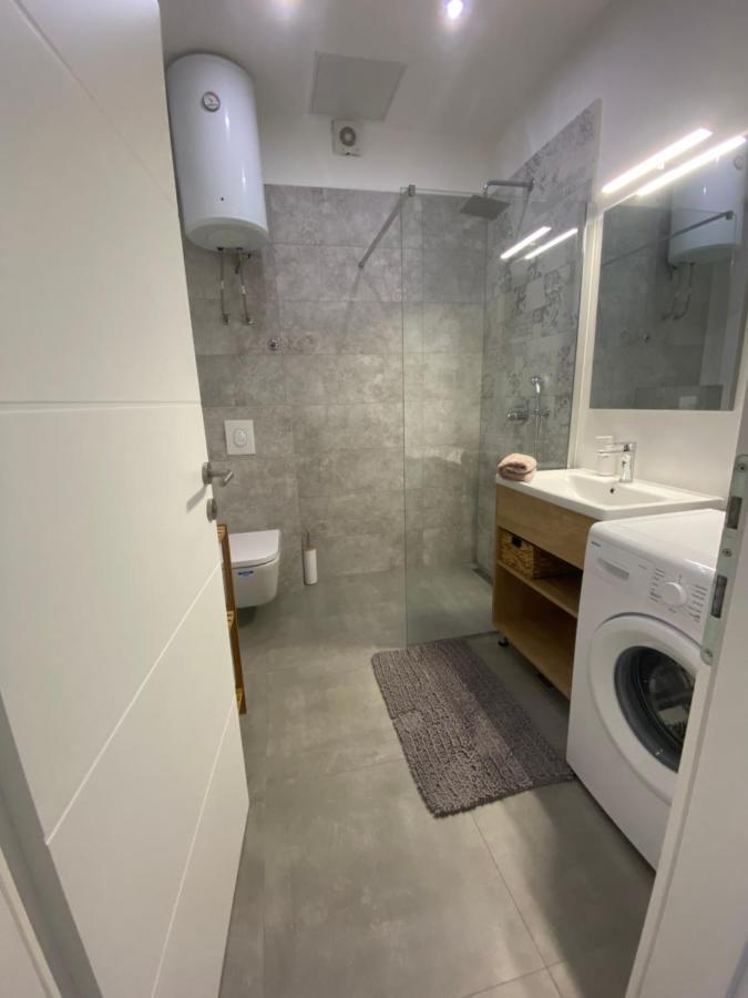 Apartmani Niks Makarska Luaran gambar
